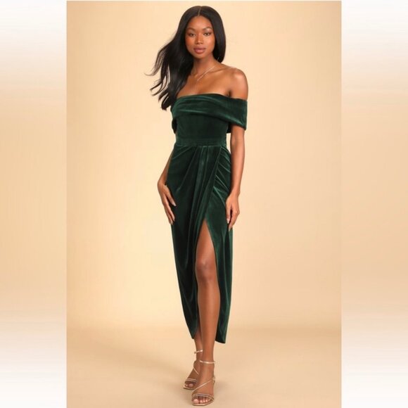 Lulu's I'm Enchanted Velvet Off-the-Shoulder Maxi Dress Holiday Green Size Large - Picture 3 of 10